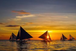 Paraw Sunset Sailing Boracay (4 Pax) (1 Hour)