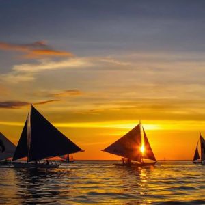 Paraw Sunset Sailing Boracay