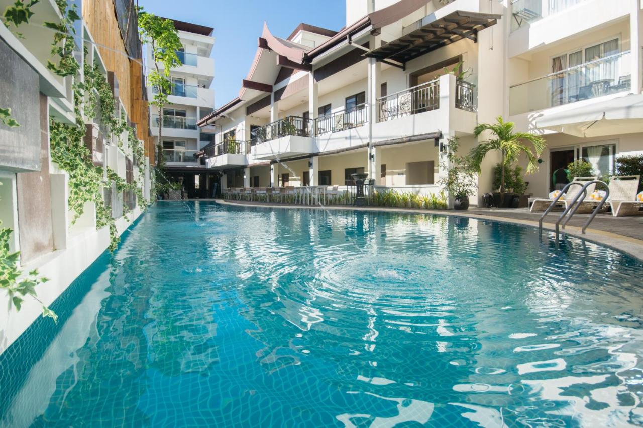boracay haven resort pool